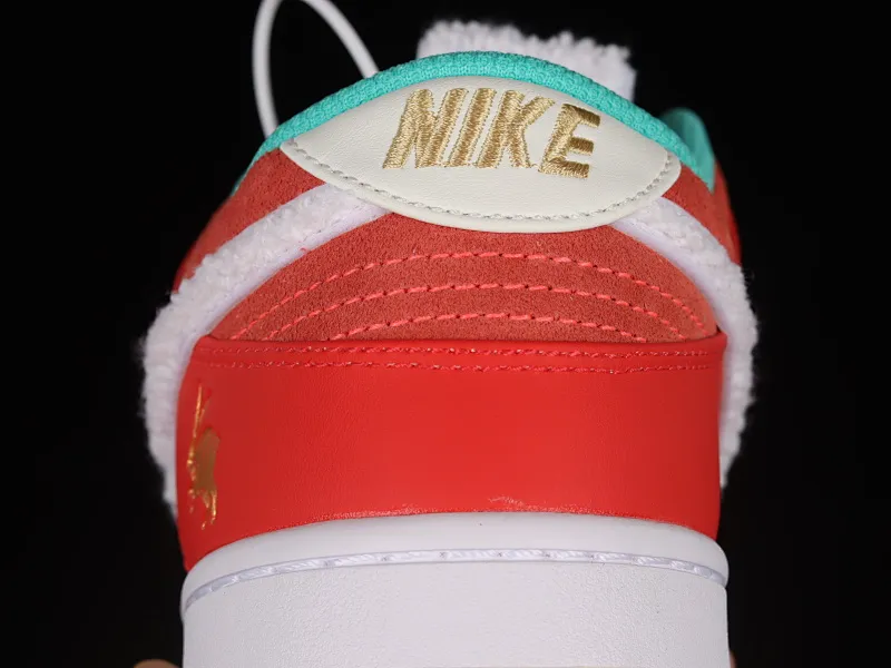 All Categories Nk SB Dunk Series Nk SB Dunk Low Low-top sneakers Cost-effective version Nk Dunk Low "Year of the Rabbit" Jingtu Year of the Rabbit limited edition SB low-top sports and leisure sneakers FD4203-111